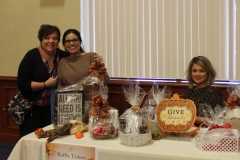Apple2015 DMC Staff at raffle table